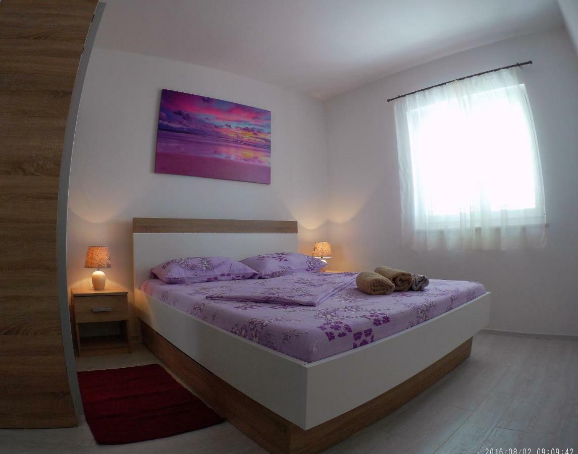 Apartment Dolores Makarska Ngoại thất bức ảnh